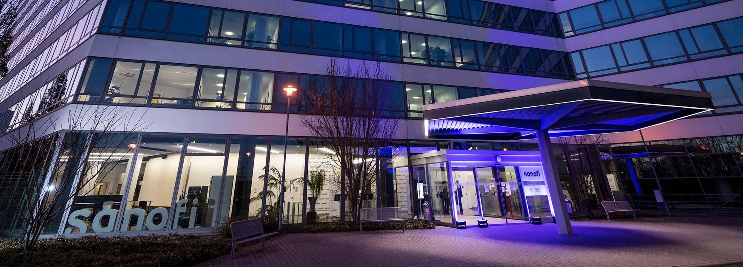 Gebäude K703, Sitz der Verwaltung von Sanofi in Deutschland am Sanofi BioCampus in Frankfurt